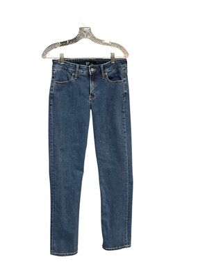 GAP Classic Straight Jeans 4/27R Medium Wash Stretch Denim Preppy Minimal